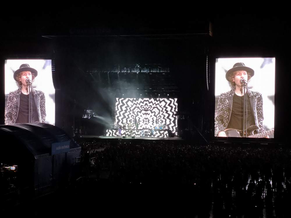 日曜のトリ、ベック。