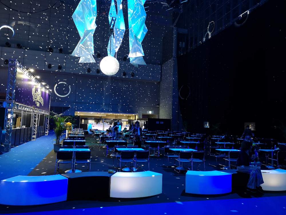 プラチナエリア内。