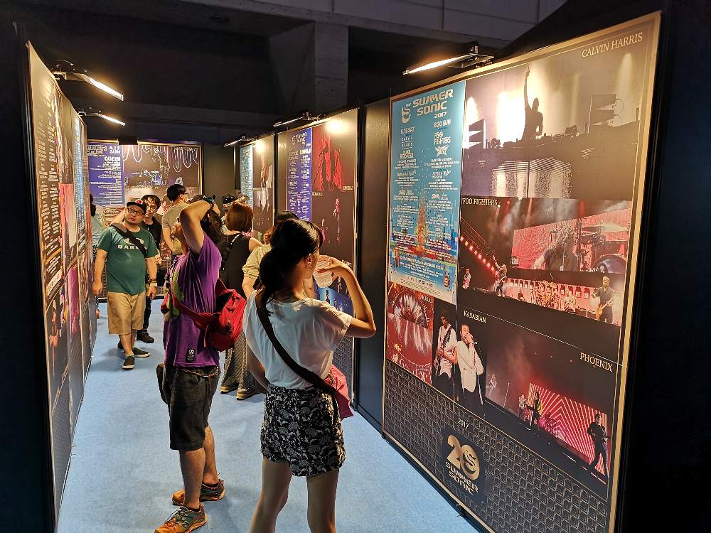 サマーソニック20年の歴史を展示するコーナーがありました。