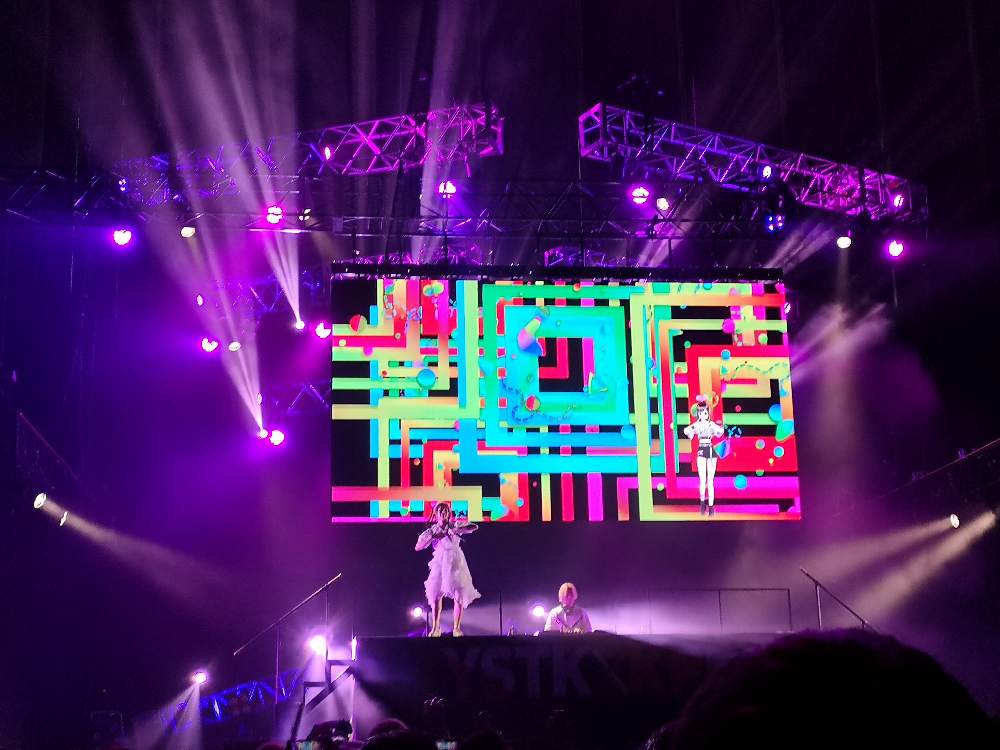 中田ヤスタカ、きゃりーぱみゅぱみゅ。