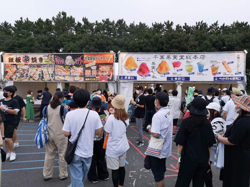 千葉幕張グルメファームと千葉果実堂総本店。