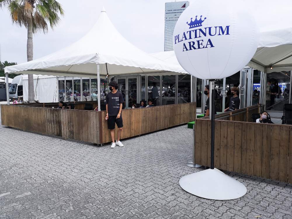 プラチナエリア。